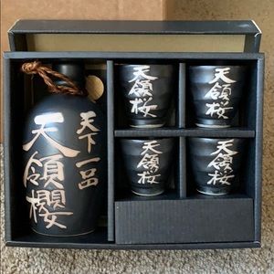 Sake set - brand new.